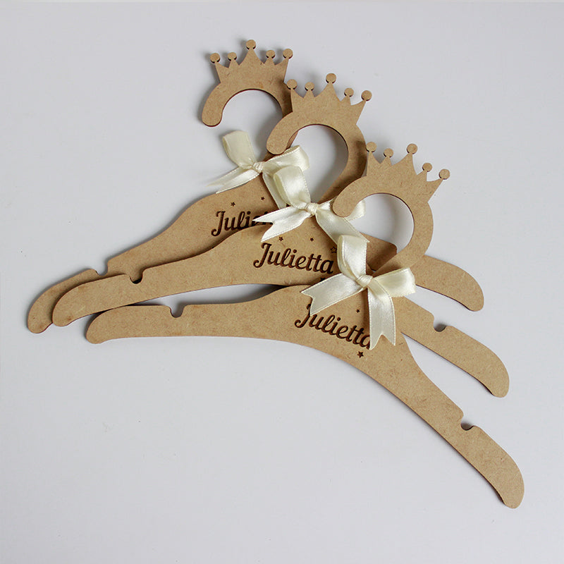 Perchas de Lujo Corona