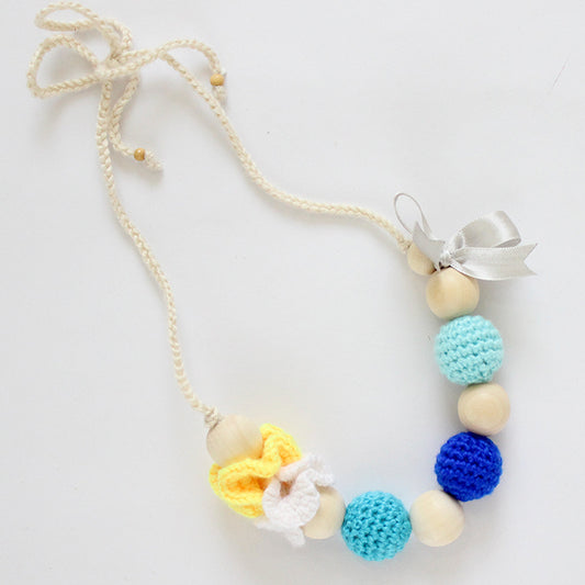Collar de Lactancia Sadie Amarillo, Azules & Plateado